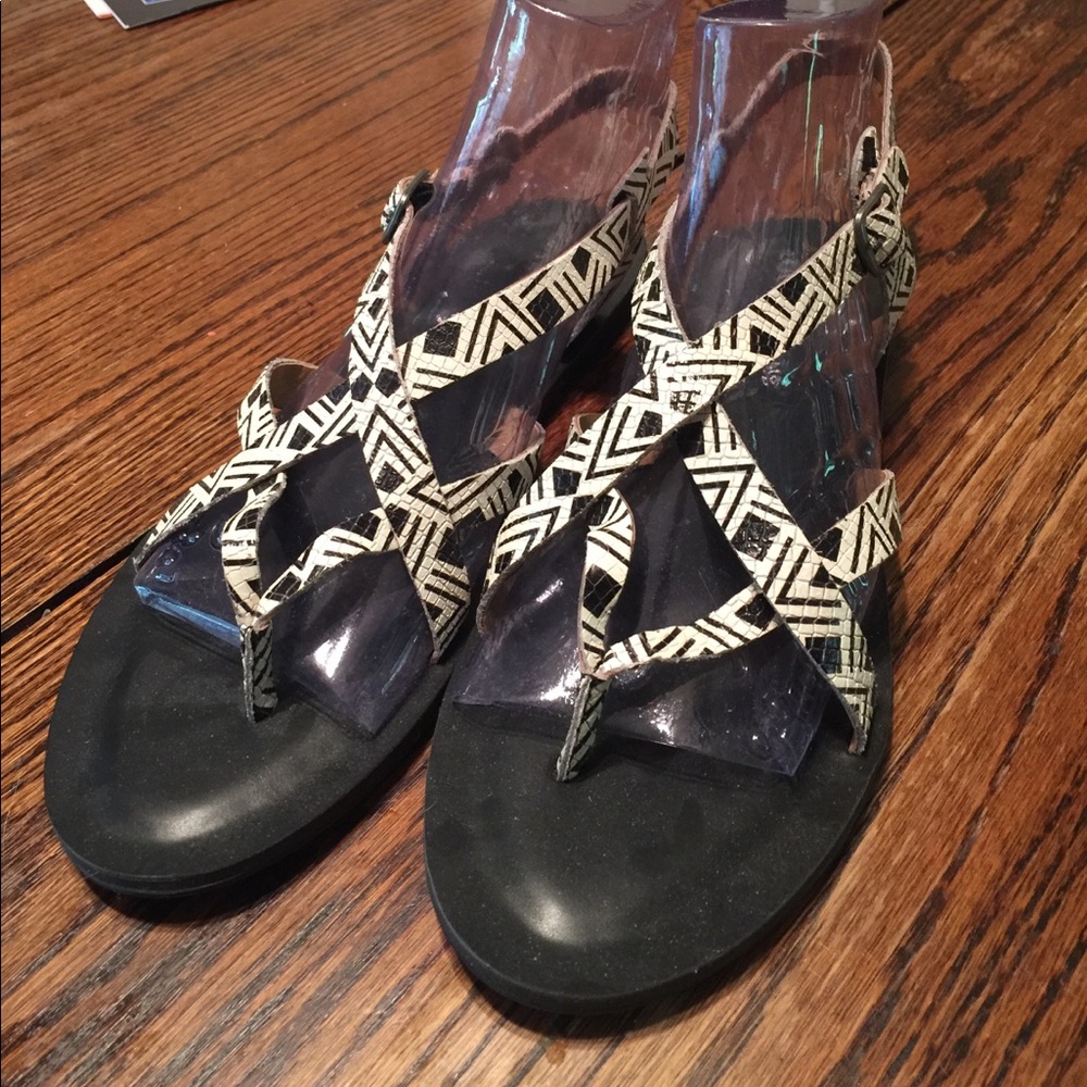 Lucky Brand Sandals NWOT